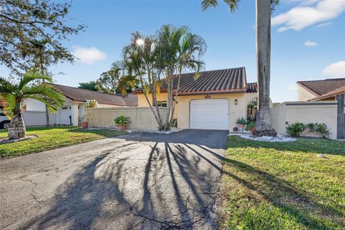 1230 Nw 22nd Ave, Delray Beach, FL, 33445-2640 | Card Image