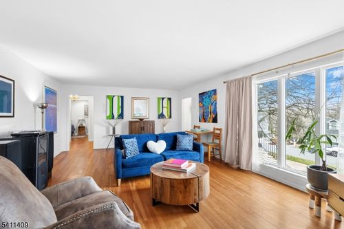 1060 Sunny Slope Dr, Mountainside, NJ, 07092-2136 | Card Image