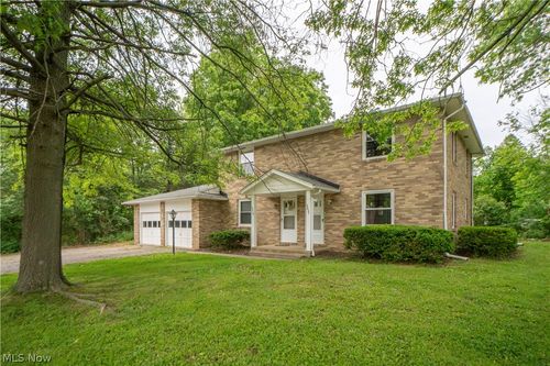 3837-3839 Beech Hill Road Nw, North Canton, OH, 44720 | Card Image