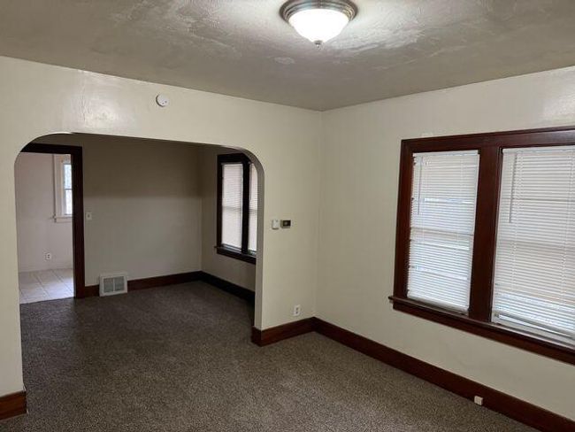 2844 Mackin Rd, House other with 2 bedrooms, 1 bathrooms and null parking in Flint MI | Image 8
