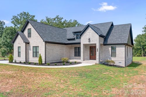 4137 Blair Rd, Maiden, NC, 28650-9685 | Card Image