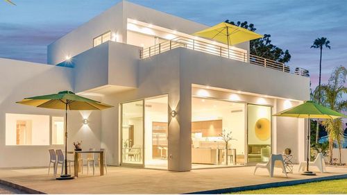 8665 Glenwick Ln, La Jolla, CA, 92037 | Card Image