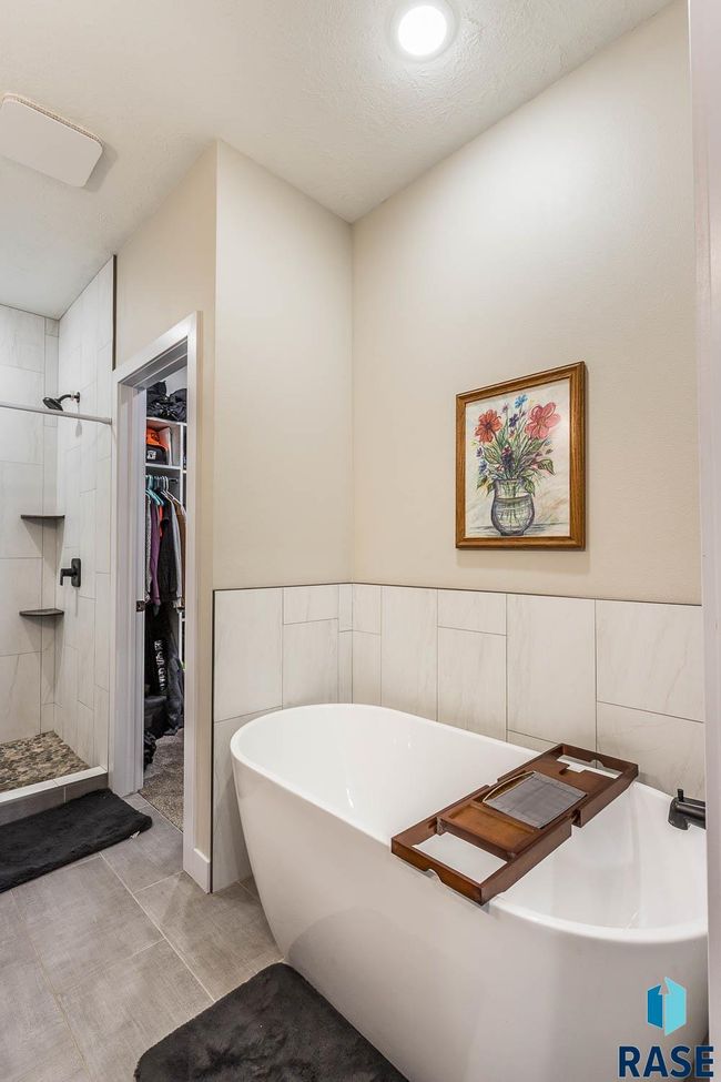 804 Johnson Creek Ct, House other with 3 bedrooms, 2 bathrooms and null parking in Harrisburg SD | Image 22