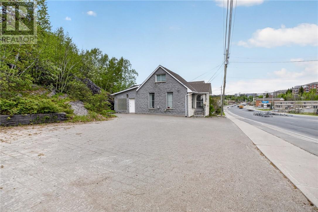 Commercial Sale in Greater Sudbury 4