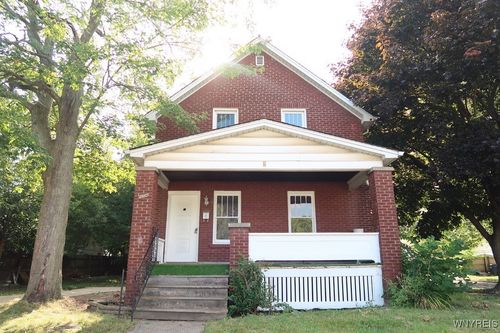 260 70th St, Niagara Falls, NY, 14304-4055 | Card Image