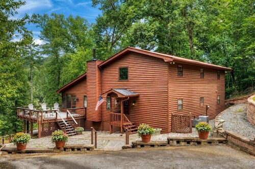 400 Matrix Cir, Ellijay, GA, 30540-5840 | Card Image