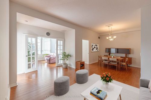 225 - 68 Corporate Dr, Condo with 3 bedrooms, 2 bathrooms and 1 parking in Scarborough ON | Card Image