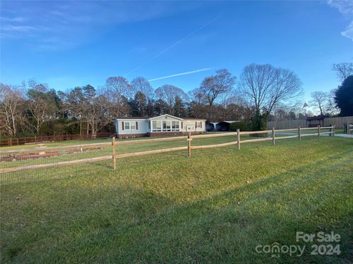 126 Beechwood Drive, Salisbury, NC, 28147 | Card Image