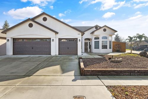 2283 Catavee Avenue, Tulare, CA, 93274 | Card Image