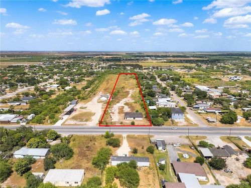 7608 N Fm 1015, Mercedes, TX, 78570-5877 | Card Image