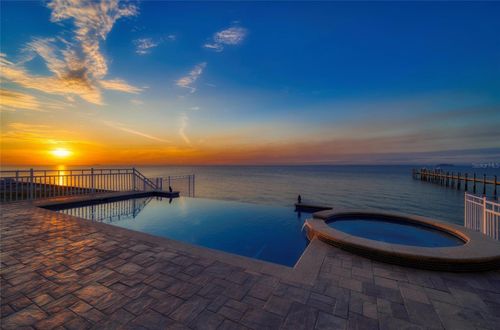 6408 Bright Bay Ct, Apollo Beach, FL, 33572-3071 | Card Image