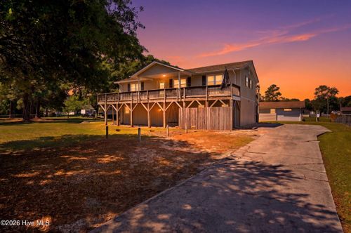 109 Gull Dr, Sneads Ferry, NC, 28460-6568 | Card Image