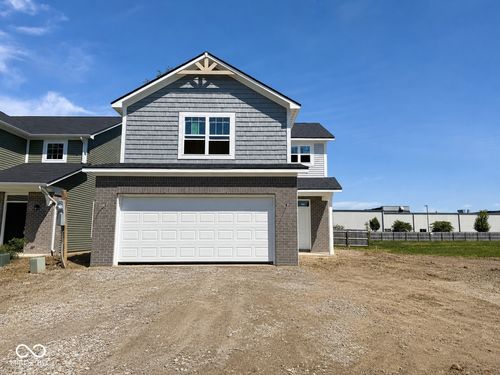 1018 Stratford Ln, Shelbyville, IN, 46176-1492 | Card Image
