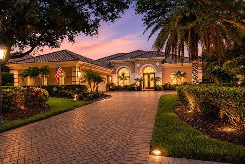3342 Founders Club Dr, SARASOTA, FL, 34240-1439 | Card Image