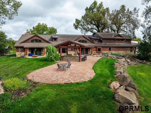 2510 Campanile Rd, Waterloo, NE, 68069-6840 | Card Image