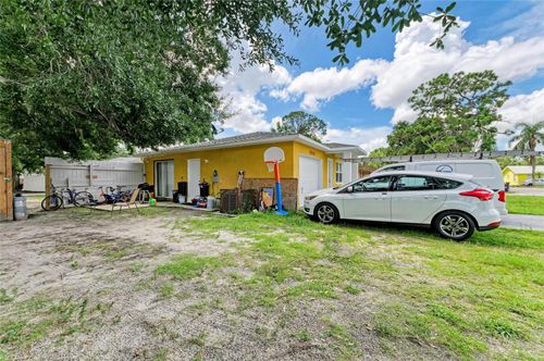 5003 20th St E, BRADENTON, FL, 34203-3745 | Card Image
