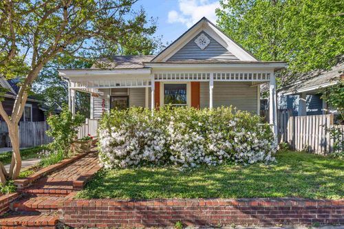 2094 Carr Ave, Memphis, TN, 38104-5341 | Card Image