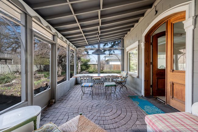 1863 Sydenham Rd, House other with 3 bedrooms, 4 bathrooms and 6 parking in Kingston ON | Image 16