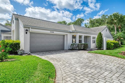 52-4438 Long Common Ln, SARASOTA, FL, 34235-2409 | Card Image