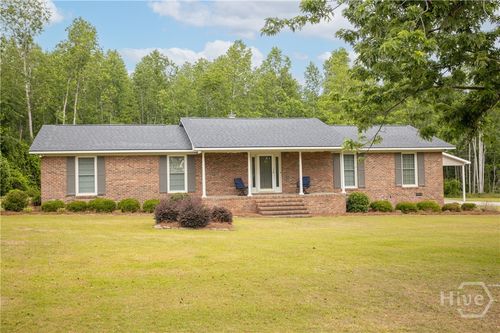 143 Atkinson Dr, Swainsboro, GA, 30401-3827 | Card Image