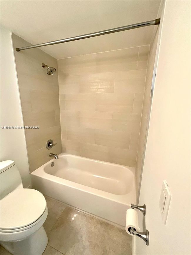 APT-307 - 8897 Fontainebleau Blvd, Condo with 2 bedrooms, 2 bathrooms and null parking in Miami FL | Image 5