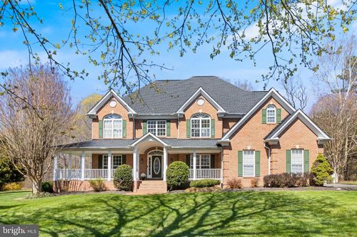 8800 Hill Spring Dr, La Plata, MD, 20646-5101 | Card Image