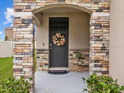 17006 Wave Tressle Pl, WIMAUMA, FL, 33598-5563 | Card Image