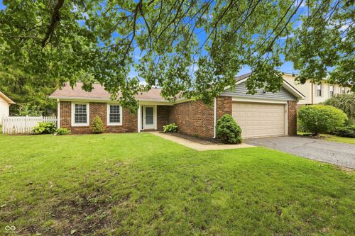 11715 Rush Dr, Fishers, IN, 46038-1376 | Card Image