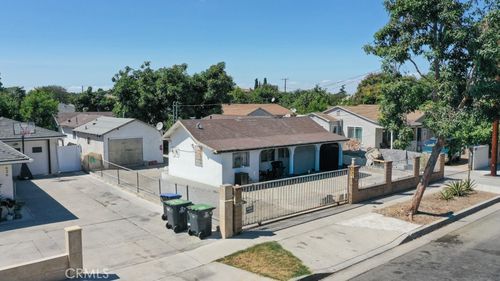702 N Gunther St, Santa Ana, CA, 92703-2733 | Card Image