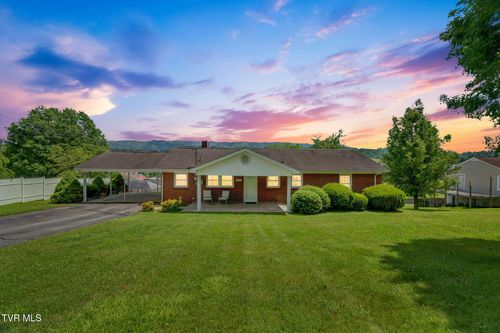 135 Lively St, Lebanon, VA, 24266-4409 | Card Image