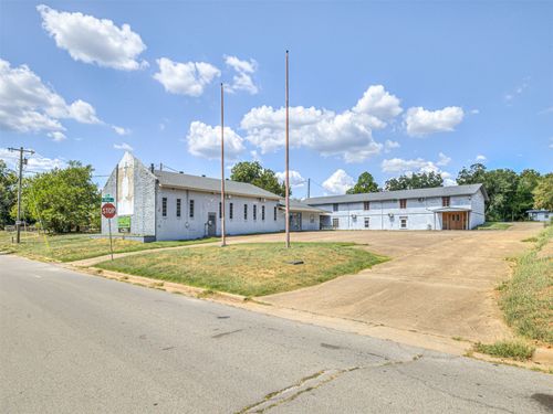 415 W 11th St, Sand Springs, OK, 74063-6900 | Card Image