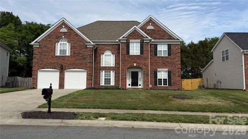 11234 Huntington Meadow Lane, Charlotte, NC, 28273 | Card Image