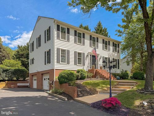10 N Pointe Dr, FREDERICKSBURG, VA, 22405-2775 | Card Image