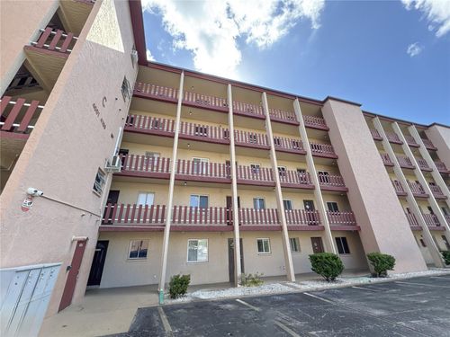 c311-4085 Lake Bayshore Dr, BRADENTON, FL, 34205-9160 | Card Image