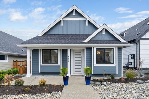 682 Briarwood Dr, Parksville, BC, V9P0G5 | Card Image