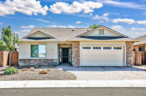 616 N Magdalena St, Dewey-Humboldt, AZ, 86327-7176 | Card Image