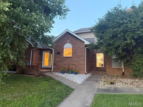 1003 Angela Ct, Jerseyville, IL, 62052-2595 | Card Image