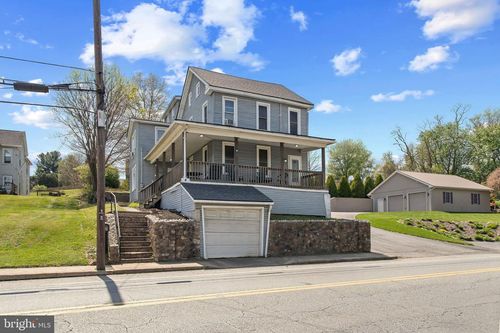 702 W Main Street, WAYNESBORO, PA, 17268 | Card Image