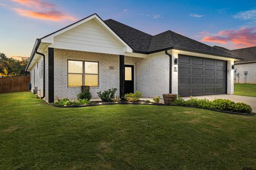 108 Hay Meadow Dr, Winona, TX, 75792-4903 | Card Image
