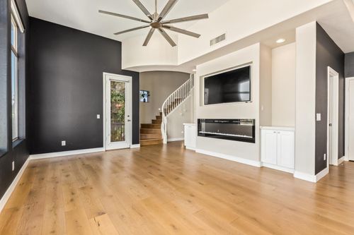 unit-a102-7414 E Northland Dr, Scottsdale, AZ, 85251-1317 | Card Image