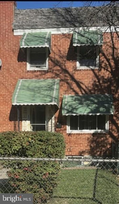 639 Lucia Ave, BALTIMORE, MD, 21229-4517 | Card Image