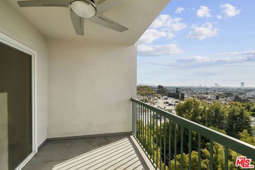 405-8550 Holloway Dr, West Hollywood, CA, 90069-2474 | Card Image