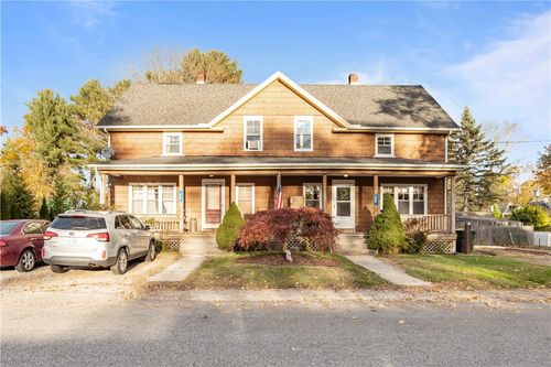 40 Remington Ave, Oakland, RI, 02858-1114 | Card Image