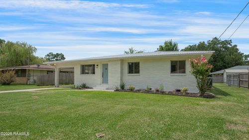 303 Kathryn St, New Iberia, LA, 70560-1017 | Card Image