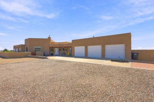 7 Lavar Loop, Belen, NM, 87002-9608 | Card Image