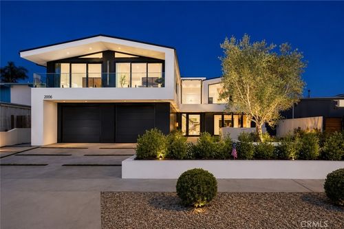 16732 Edgewater Ln, Huntington Beach, CA, 92649-3005 | Card Image
