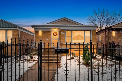 4512 S Laporte Ave, Chicago, IL, 60638-1950 | Card Image