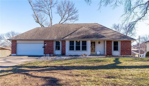 4517 Fremont Street, Independence, MO, 64055 | Card Image