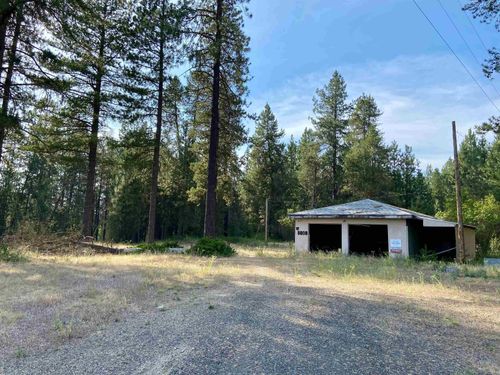 5808 W Burroughs Rd, Deer Park, WA, 99006-5635 | Card Image