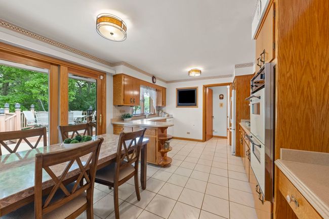 714 80 Th St, House other with 4 bedrooms, 2 bathrooms and 4 parking in Downers Grove IL | Image 6